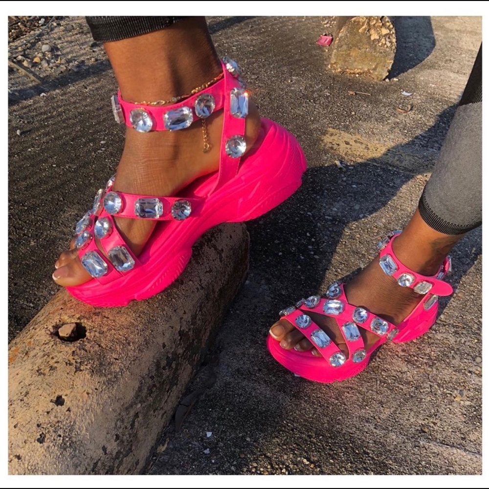 Platform sandals - Picture 2 of 2